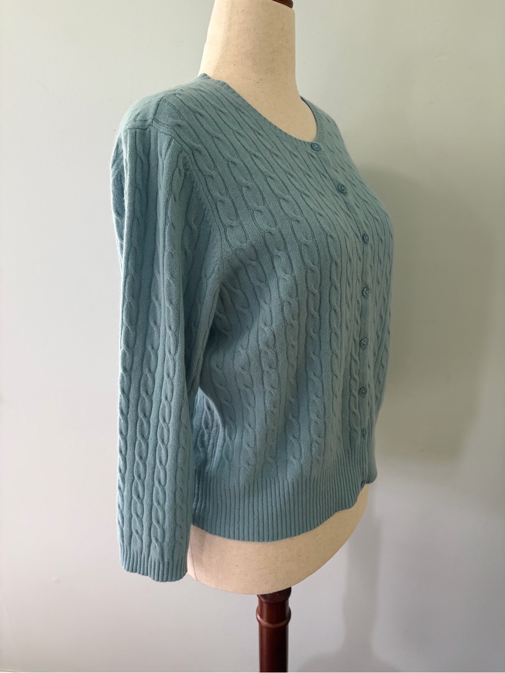 Garnet Hill Cashmere 3/4 Sleeve Cable Knit Button Front Cardigan Sweater - Picture 10 of 11